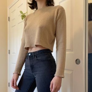 Brandy Melville cropped sweater